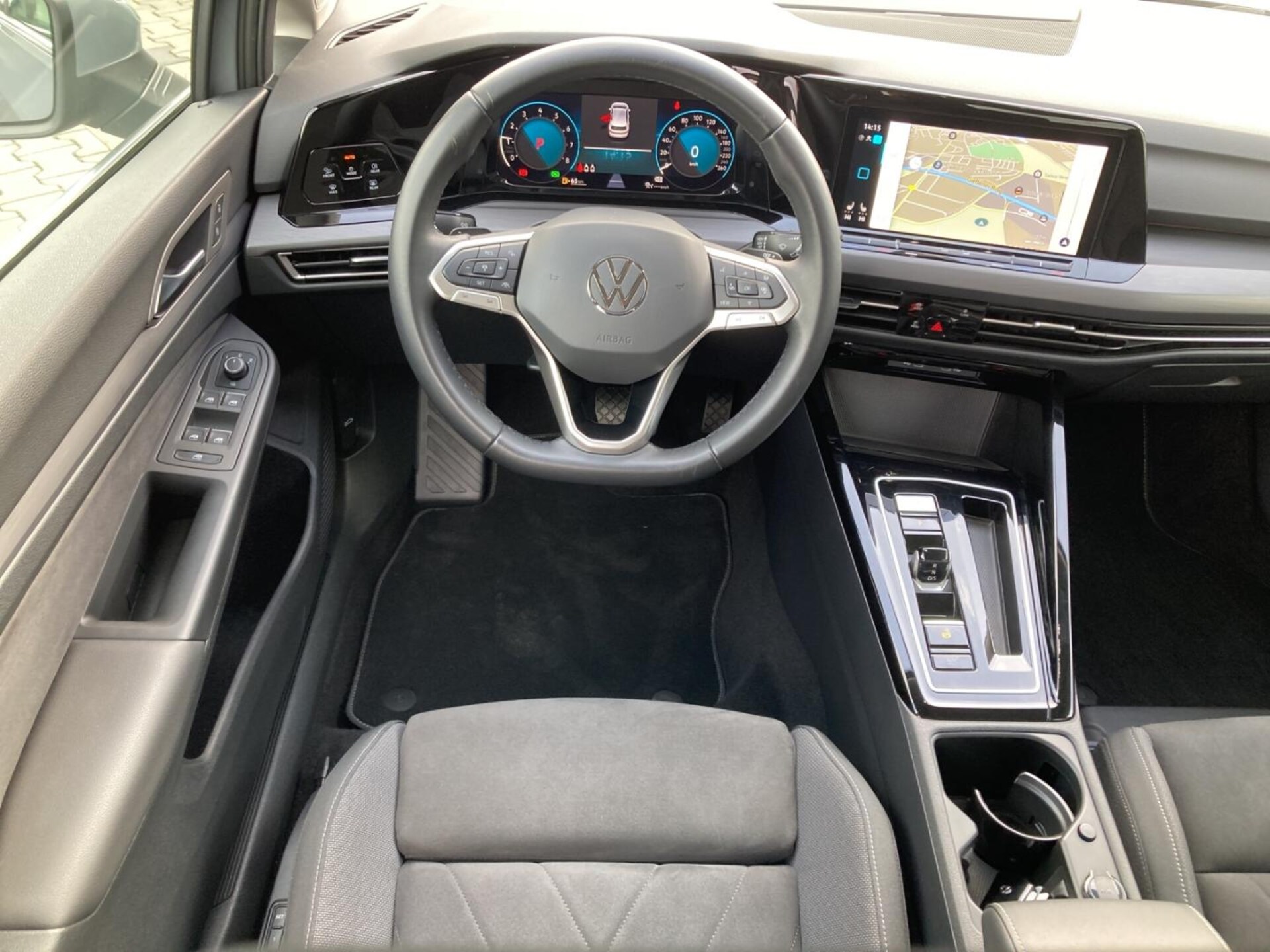 Volkswagen Golf Style