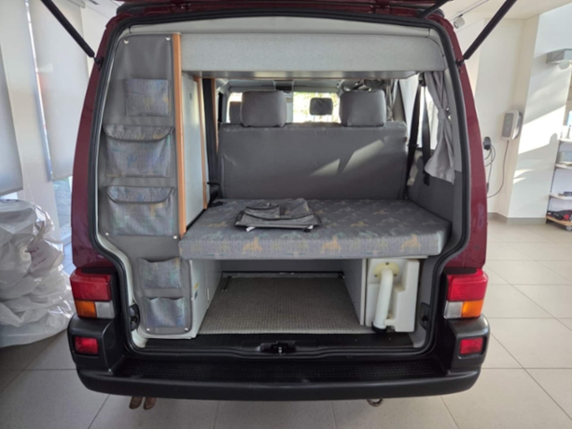 Volkswagen T4 California Coach