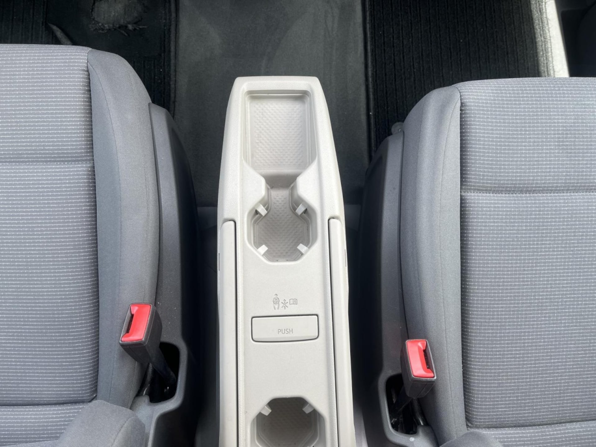 Volkswagen Multivan Basis-Modell