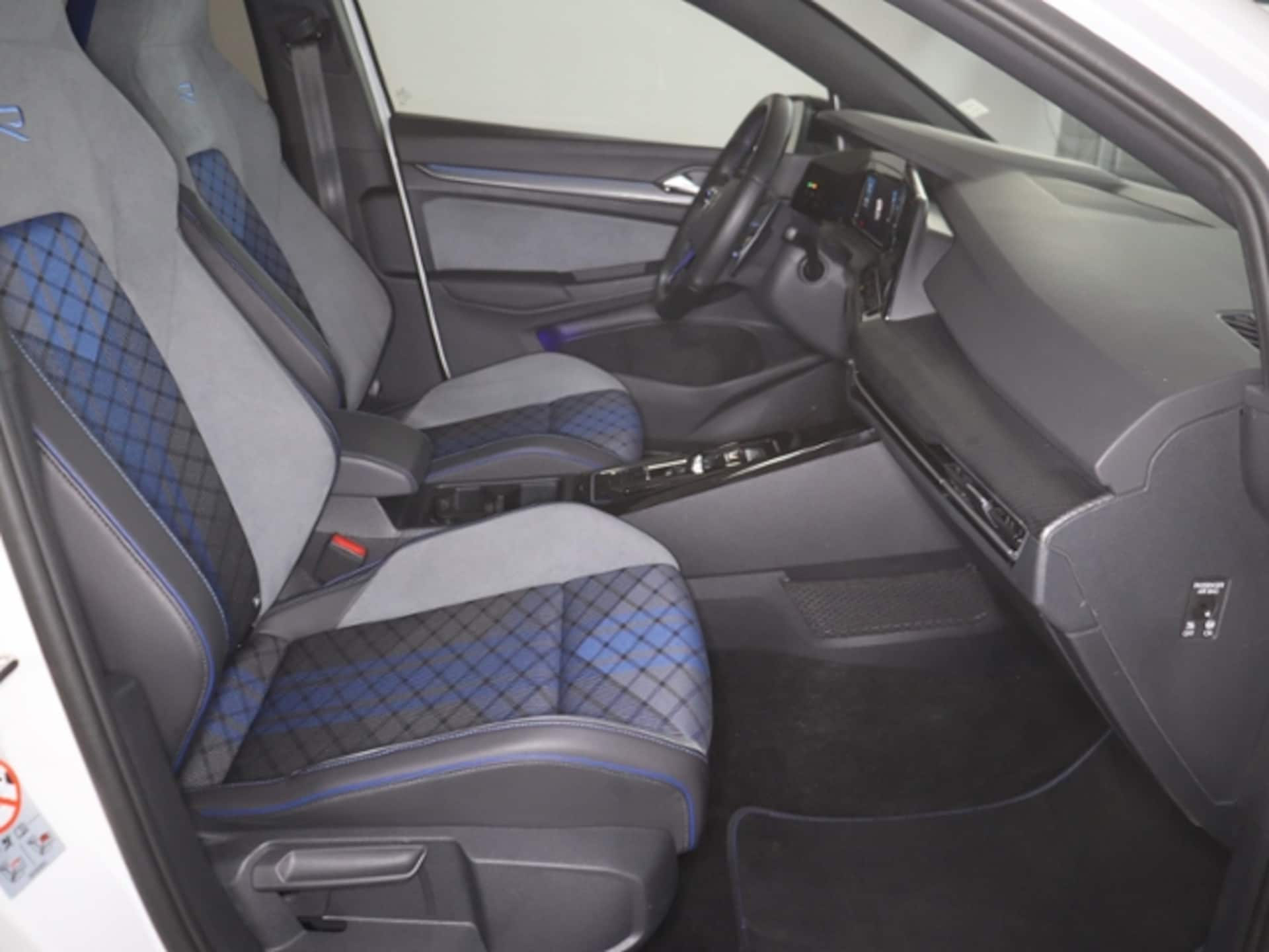 Volkswagen Golf R