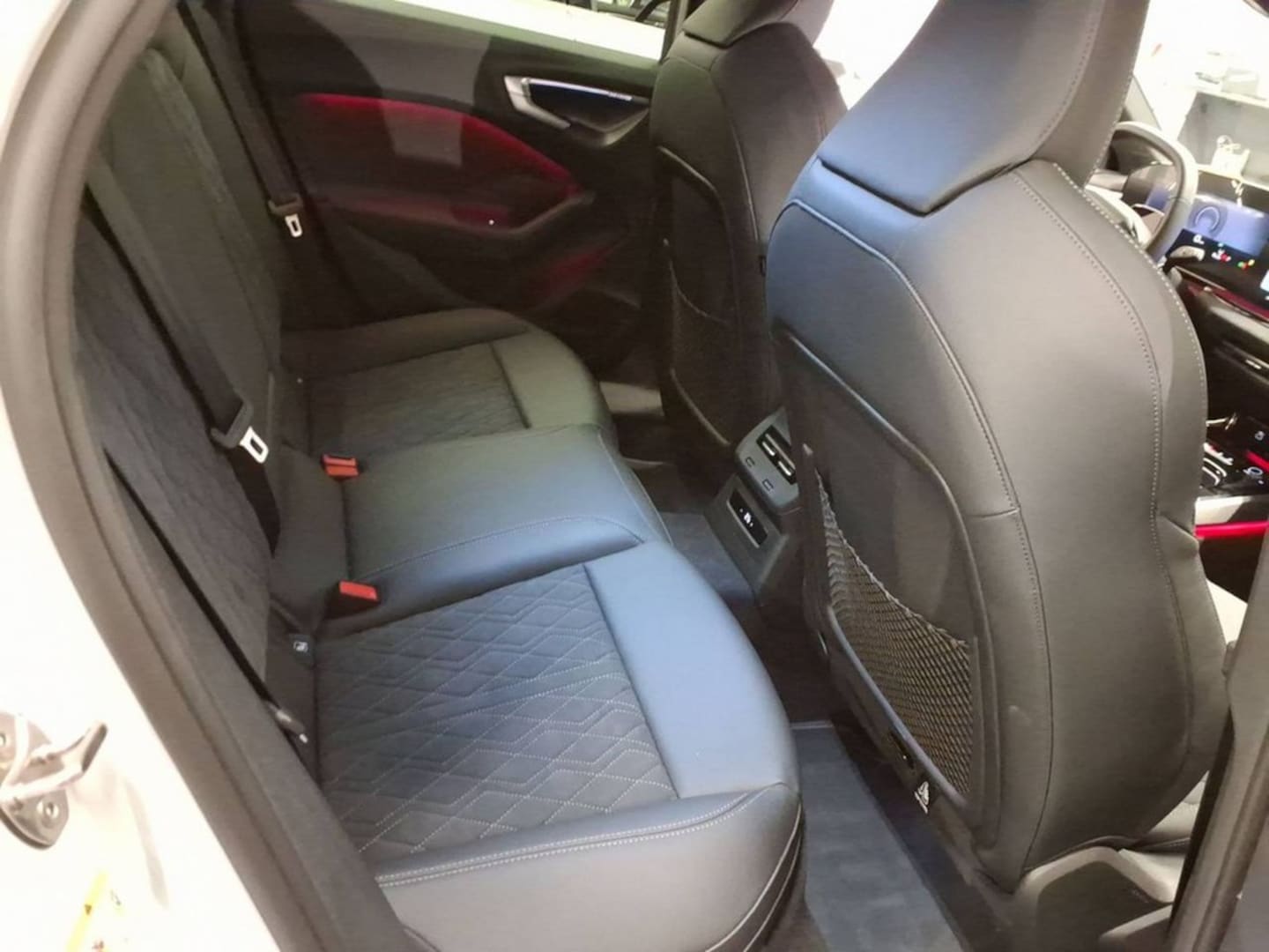 Bild über Audi S5 Avant edition one TFSI 270 kW S tronic - für weitere Informationen kontaktieren Sie den Audi Partner