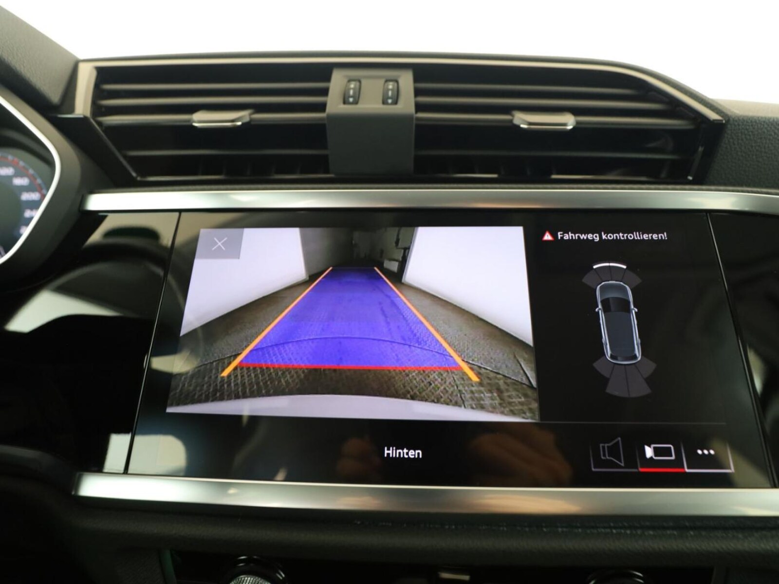 Audi Q3 – Bild 17