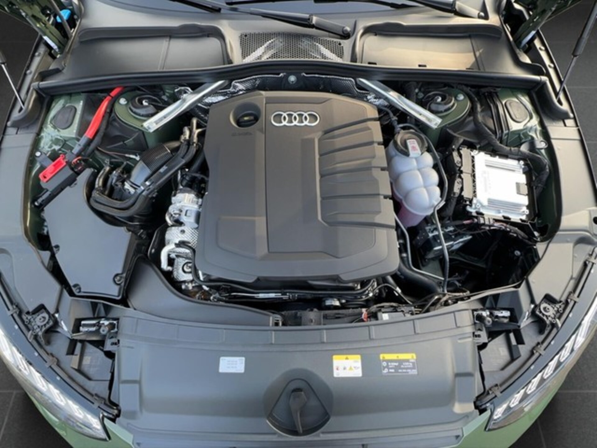 Audi A4 Avant S line