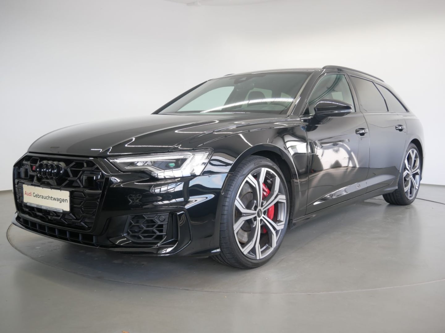 Bild über Audi S6 Avant TDI quattro tiptronic - für weitere Informationen kontaktieren Sie den Audi Partner