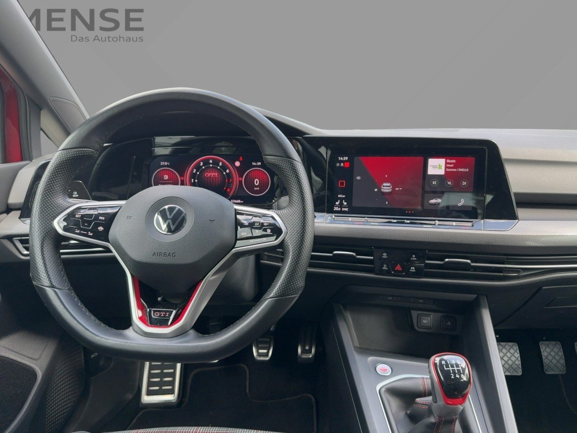 Volkswagen Golf GTI