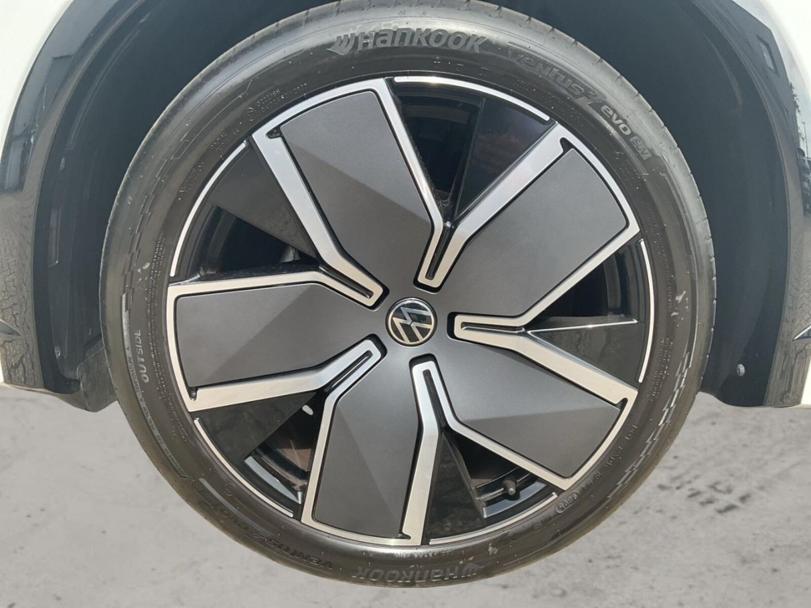 Volkswagen Tiguan – Bild 15