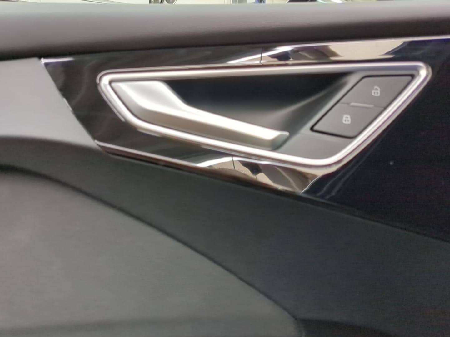 Bild über Audi Q4 e-tron 40 e-tron - für weitere Informationen kontaktieren Sie den Audi Partner