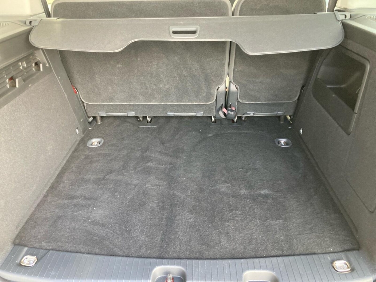 Volkswagen Caddy – Bild 8