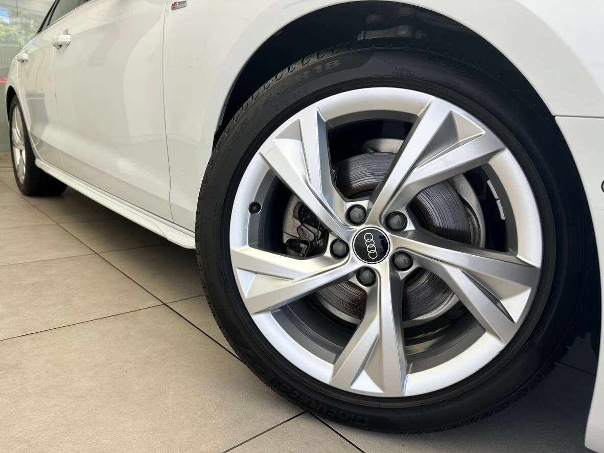 Image about Audi A4 Sedan 35 TDI S line 120(163) kW(PS) S tronic