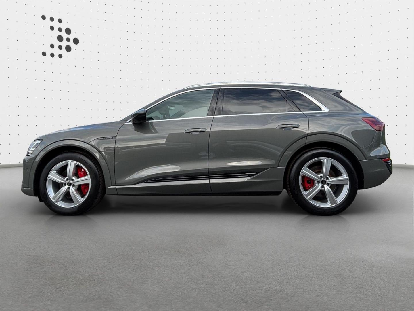 Image about Audi Q8 e-tron advanced 55 e-tron quattro