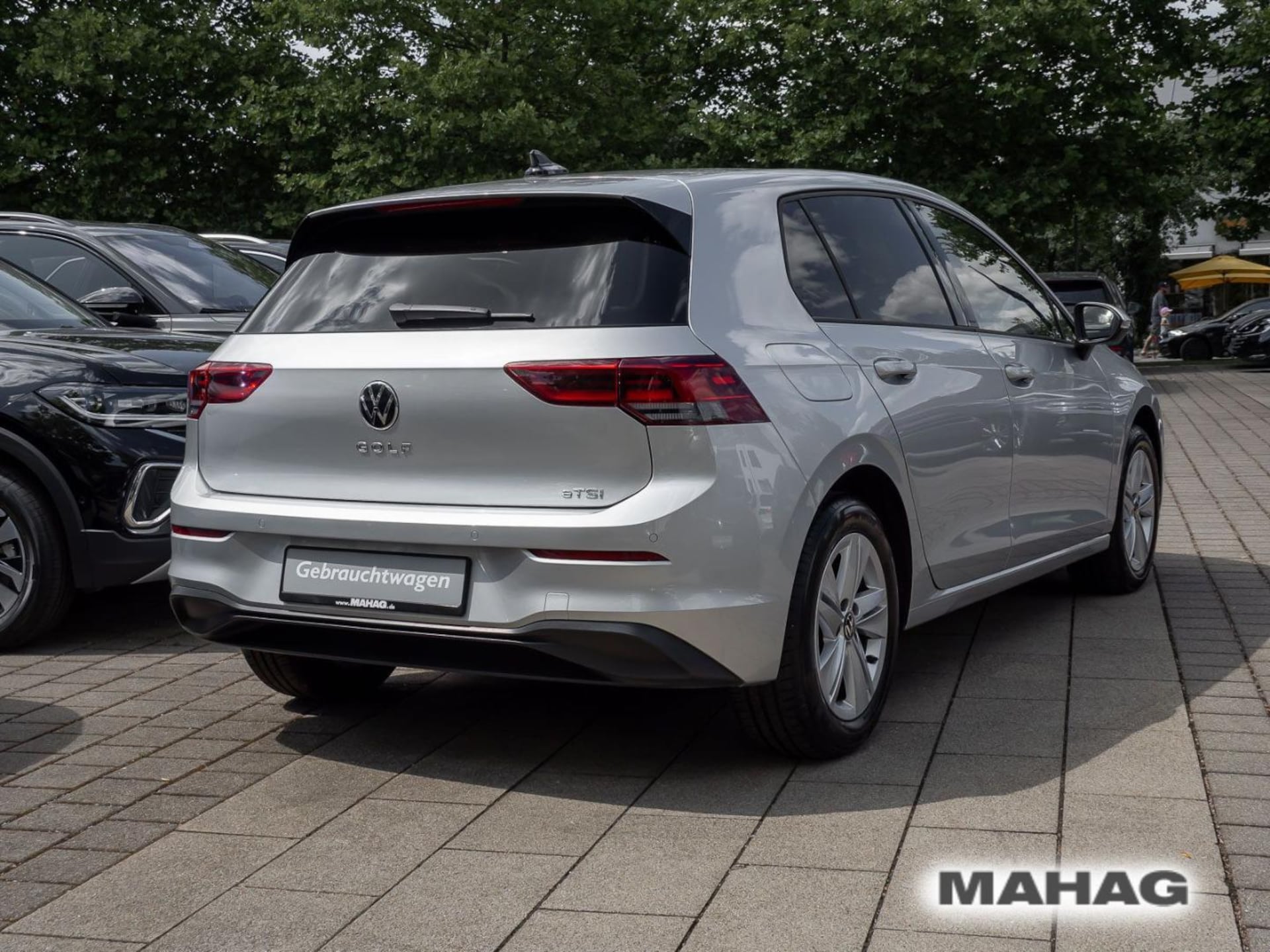 Volkswagen Golf Life