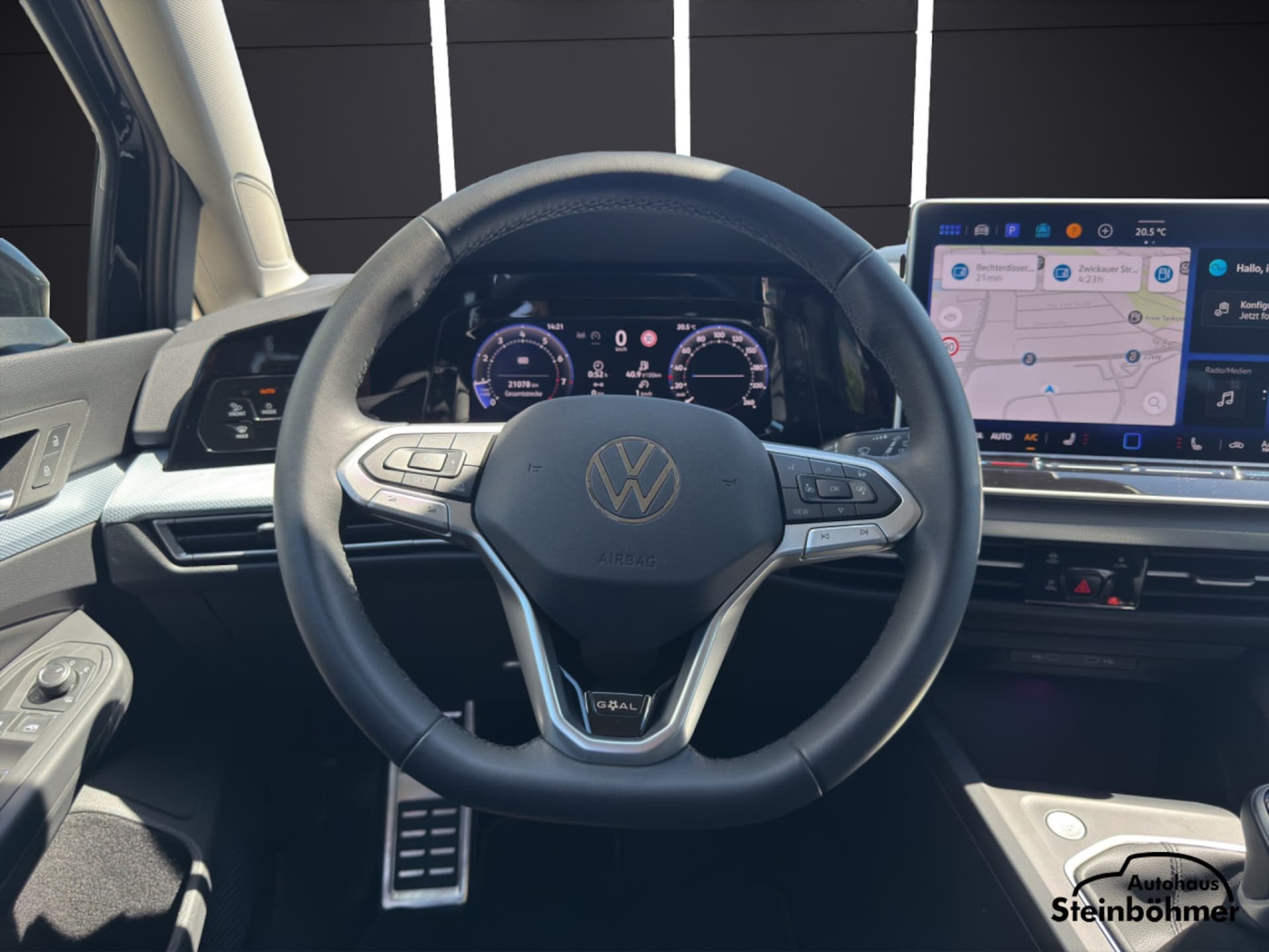 Volkswagen Golf Life