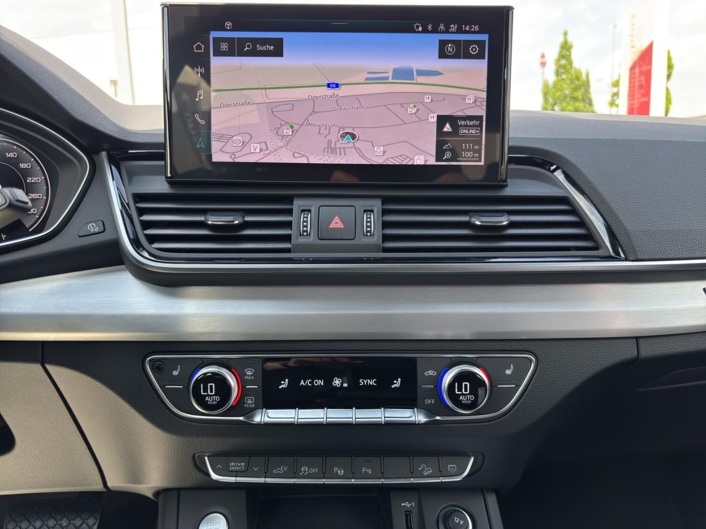 Bild über Audi Q5 Sportback TFSI e advanced 50 TFSI e quattro S tronic - für weitere Informationen kontaktieren Sie den Audi Partner