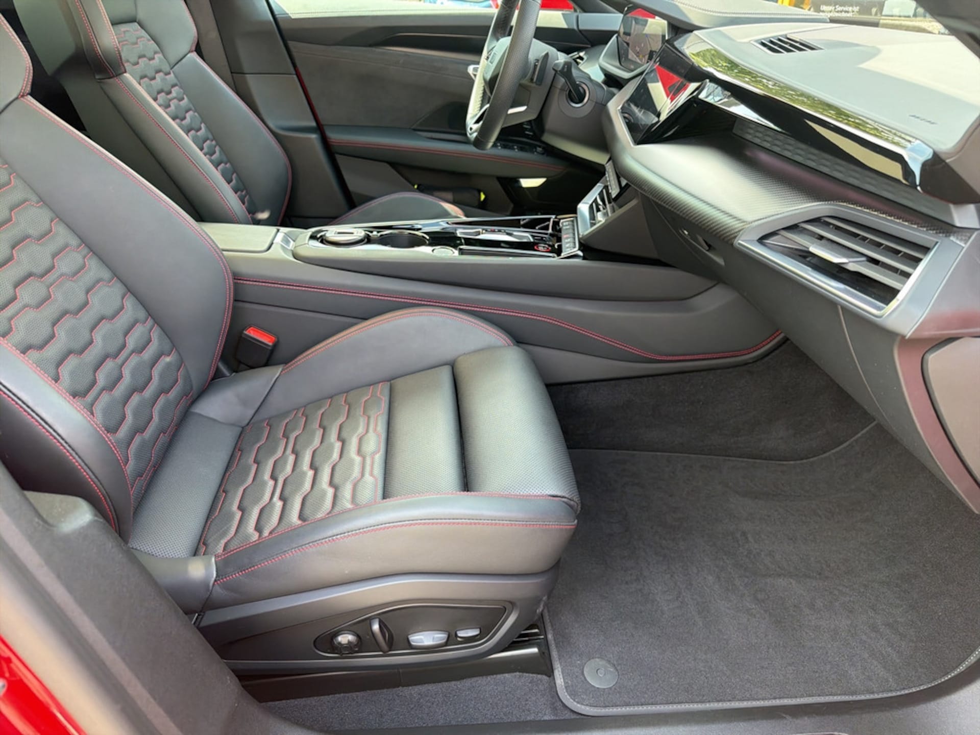 Audi S e-tron GT