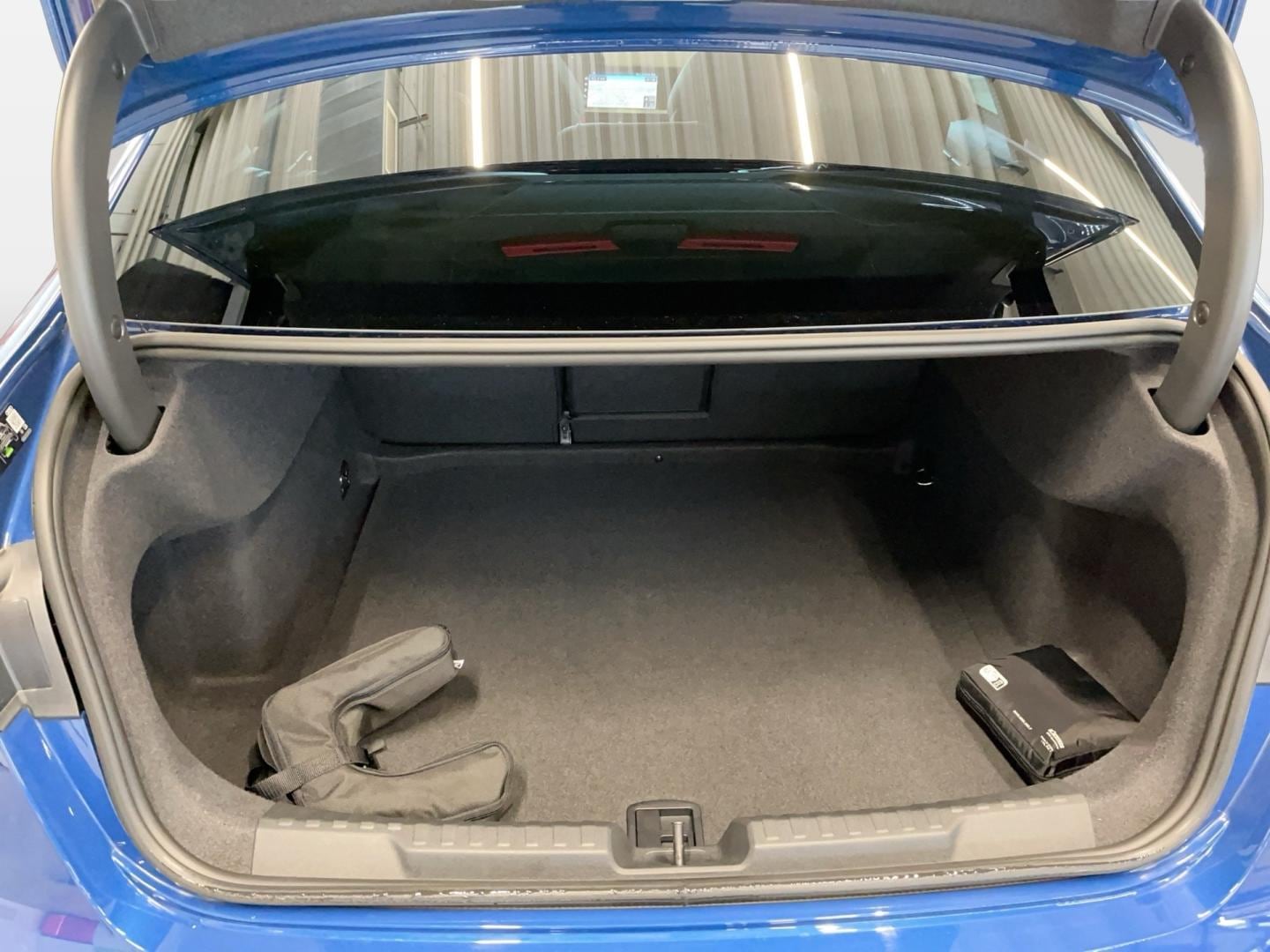 Bild über Audi A3 Limousine TFSI quattro S tronic - für weitere Informationen kontaktieren Sie den Audi Partner