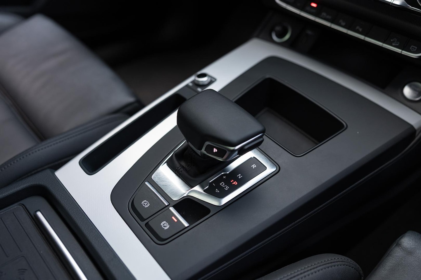 Image about Audi Q5 Sport 40 TDI quattro S tronic