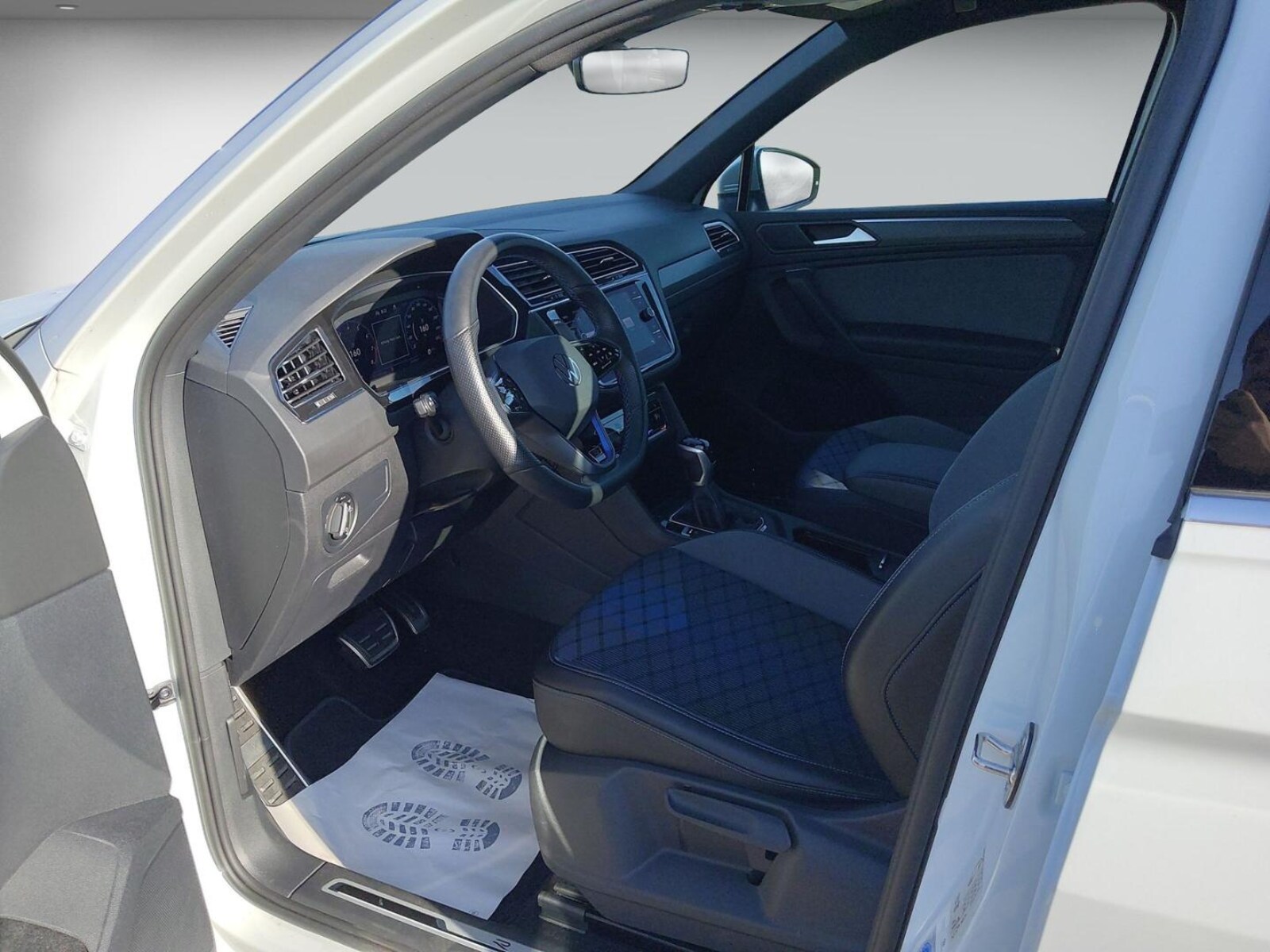 Volkswagen Tiguan – Bild 11