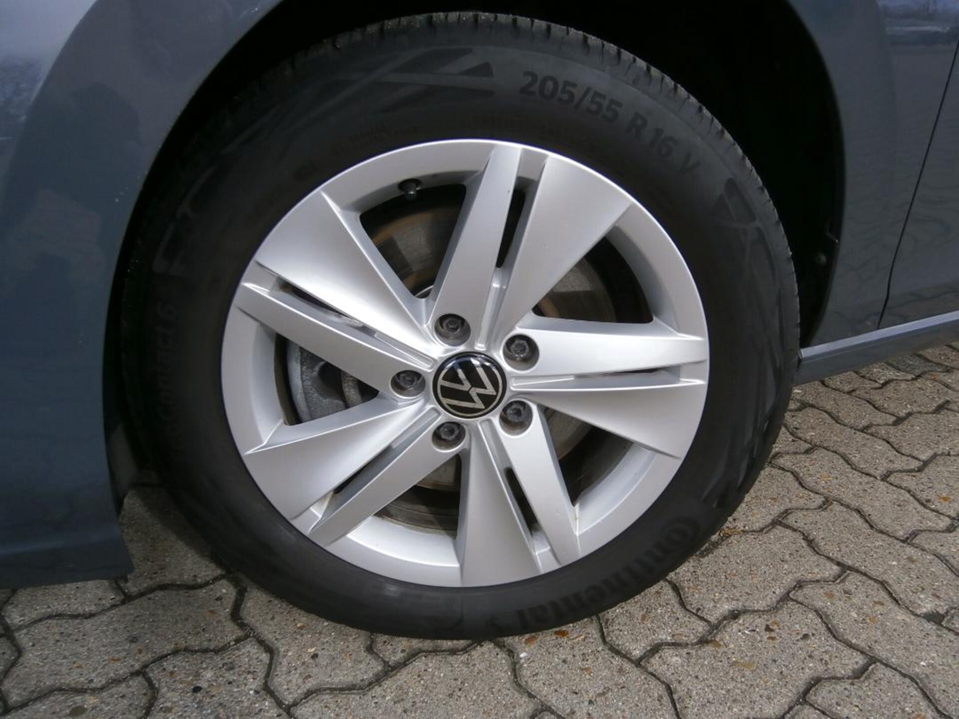 Volkswagen Golf Variant Life