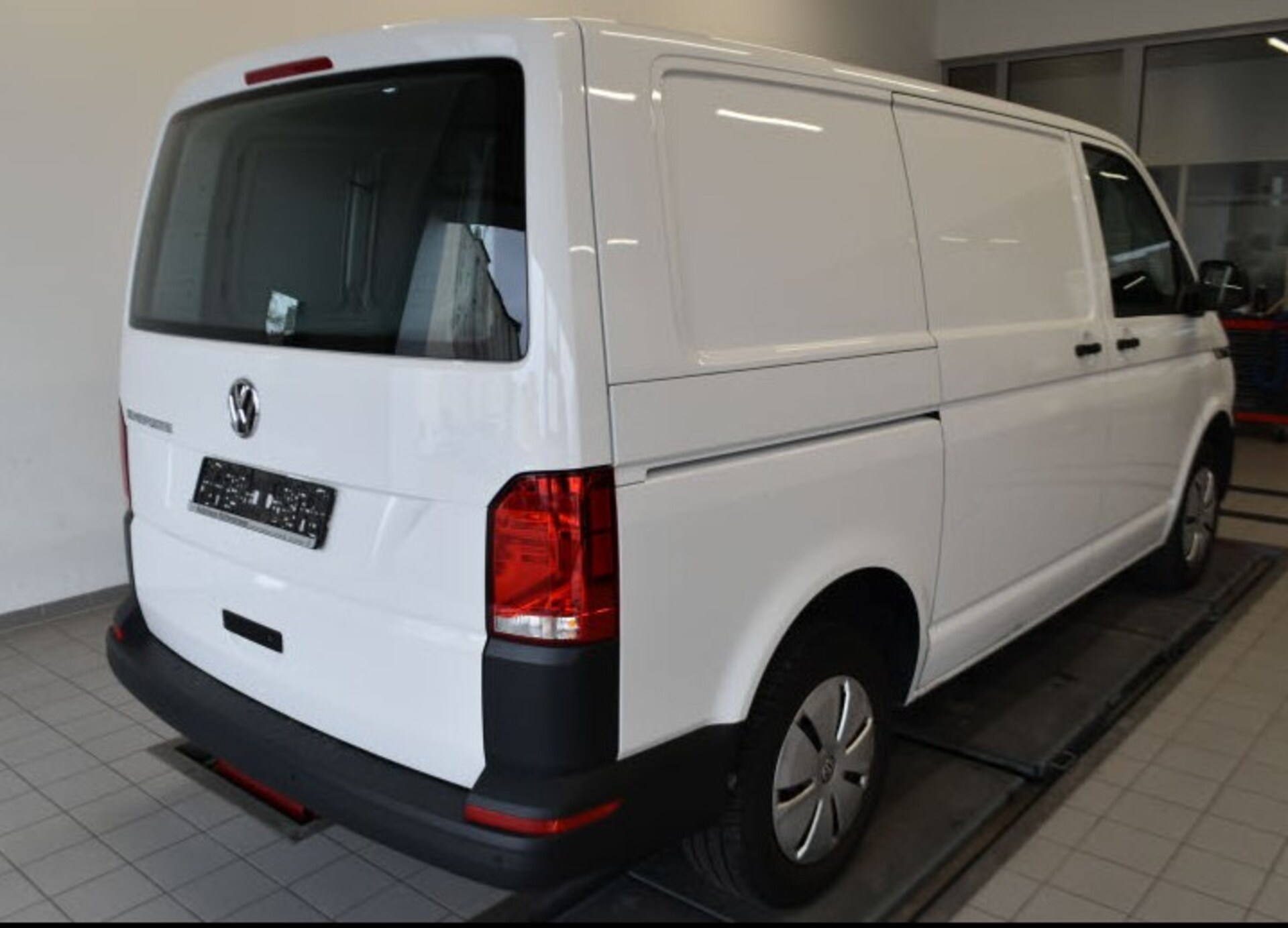 Volkswagen T6.1 Transporter Kasten kurzer Radstand