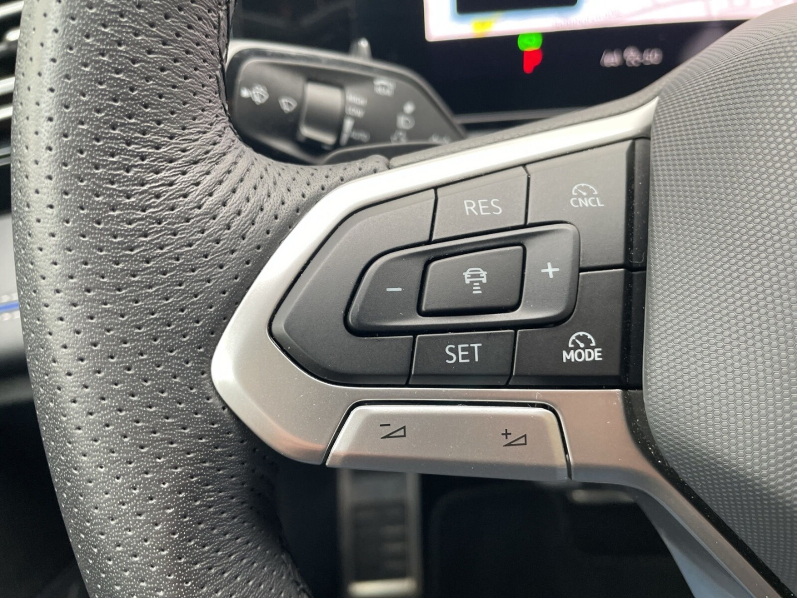 Volkswagen Tiguan – Bild 14