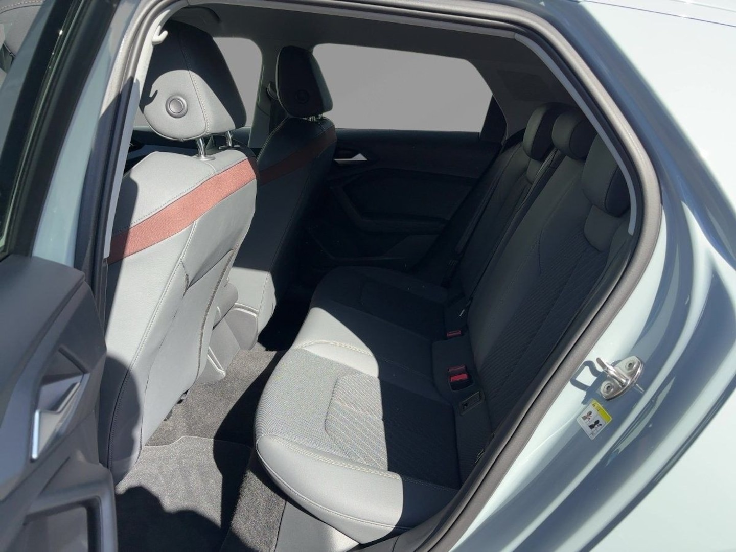 Bild über Audi A1 Sportback S line 30 TFSI Schaltgetriebe - für weitere Informationen kontaktieren Sie den Audi Partner