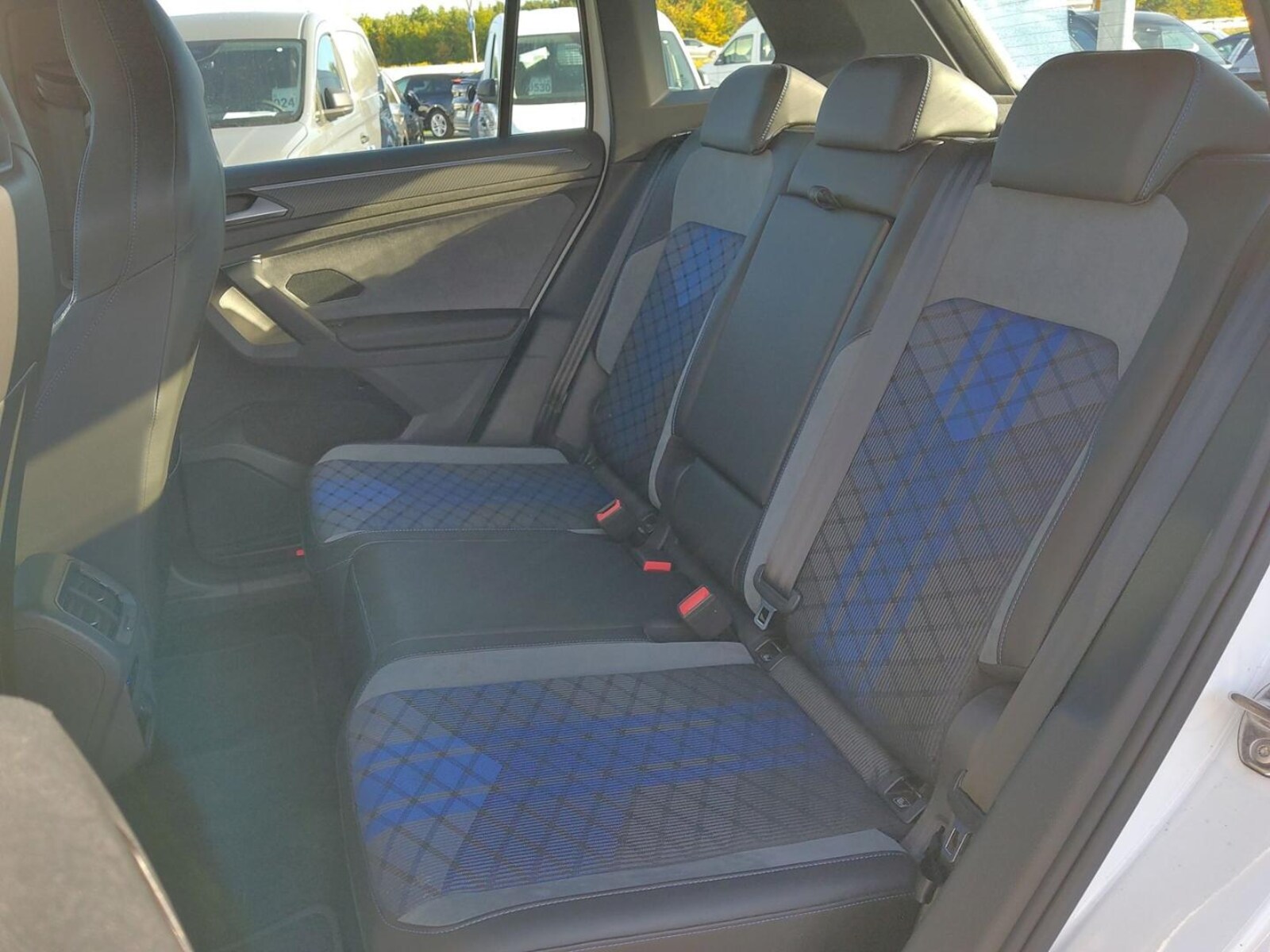 Volkswagen Tiguan – Bild 13
