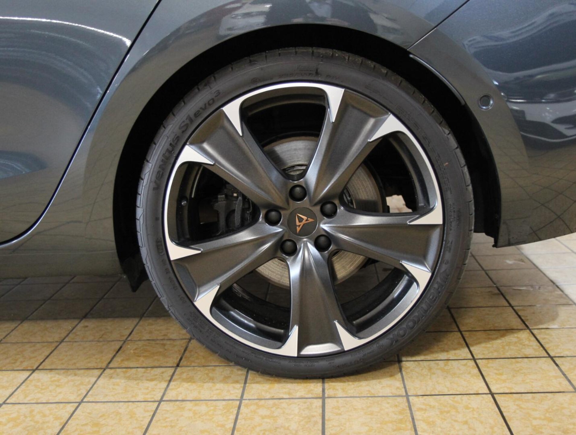 CUPRA Leon VZ