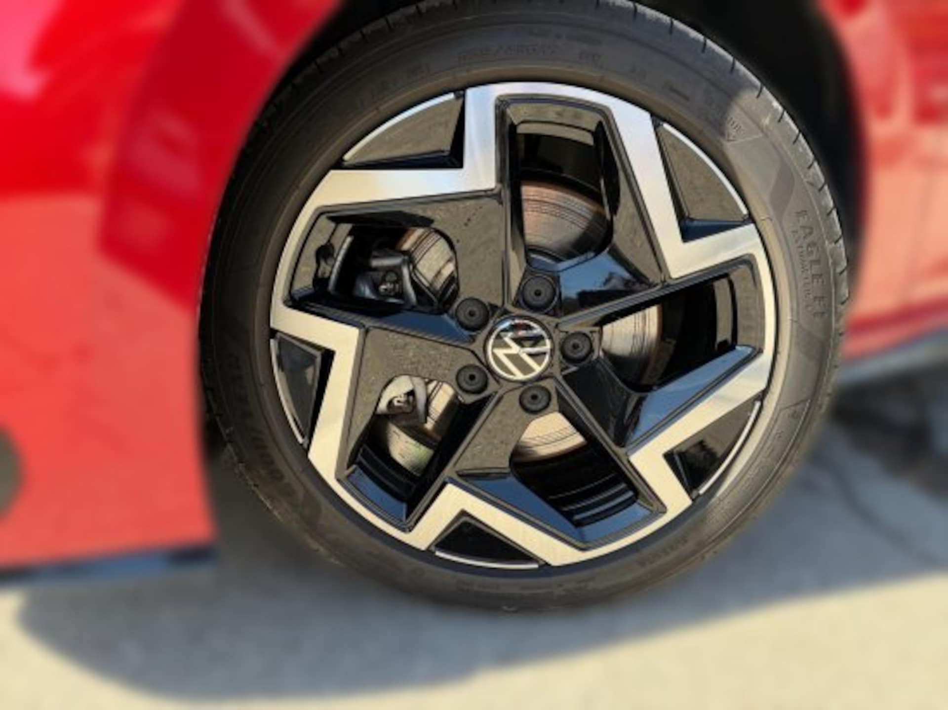 Volkswagen Golf R-Line