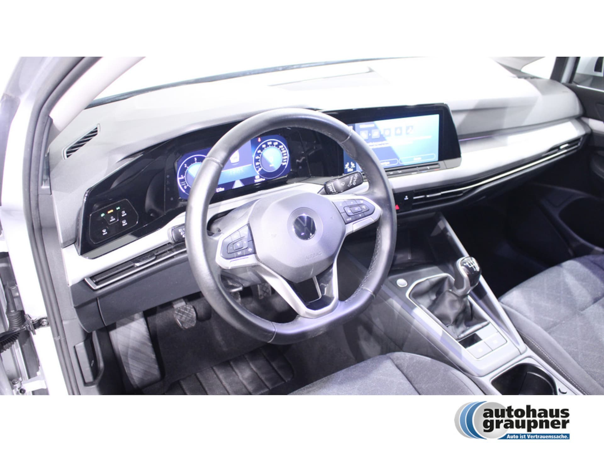 Volkswagen Golf Variant Life