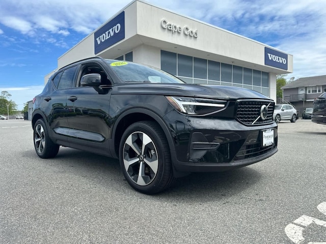 2026 Volvo XC40