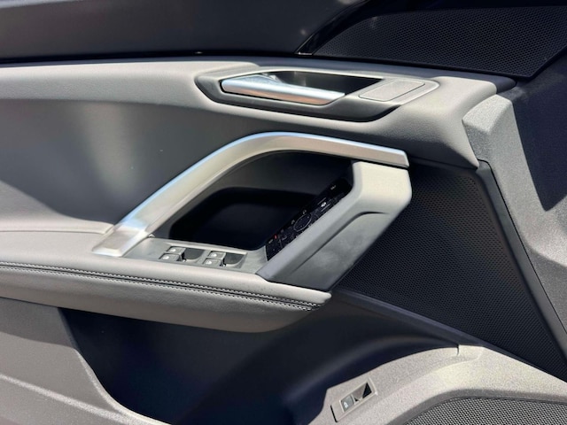 2025 Audi Q5 Premium - Photo 11