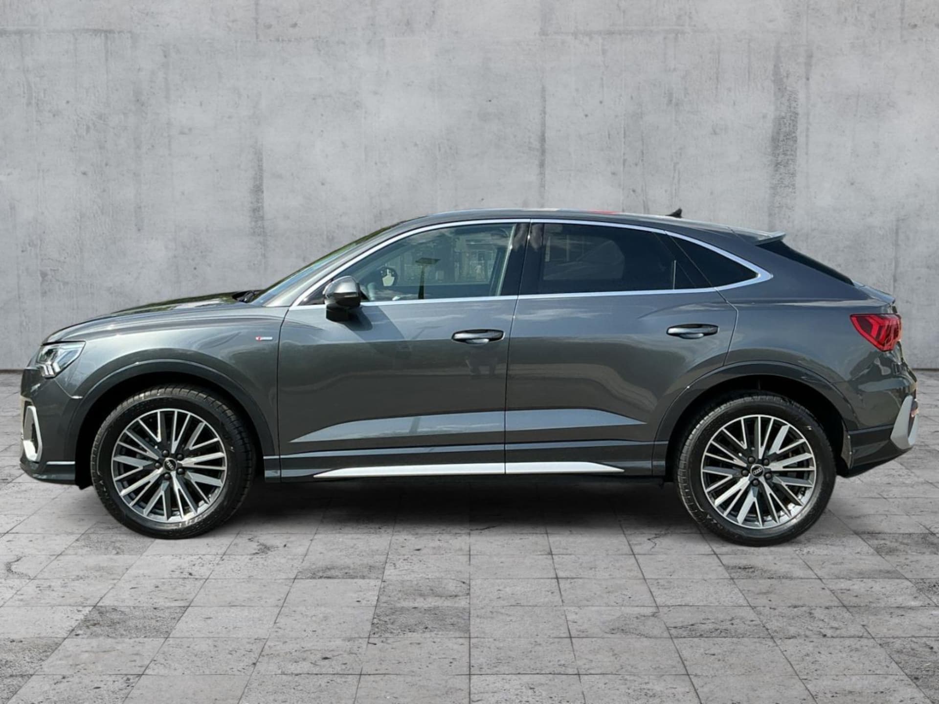 Audi Q3 Sportback S line