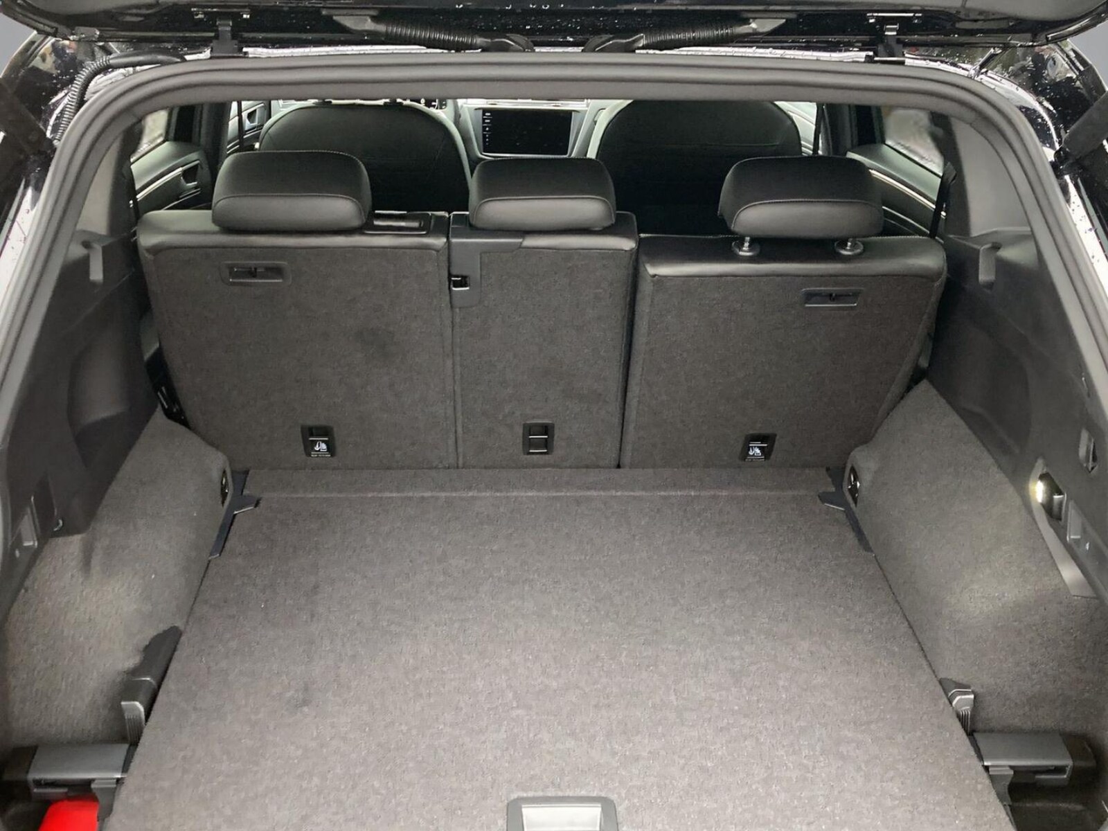 Volkswagen Tiguan Allspace – Bild 15