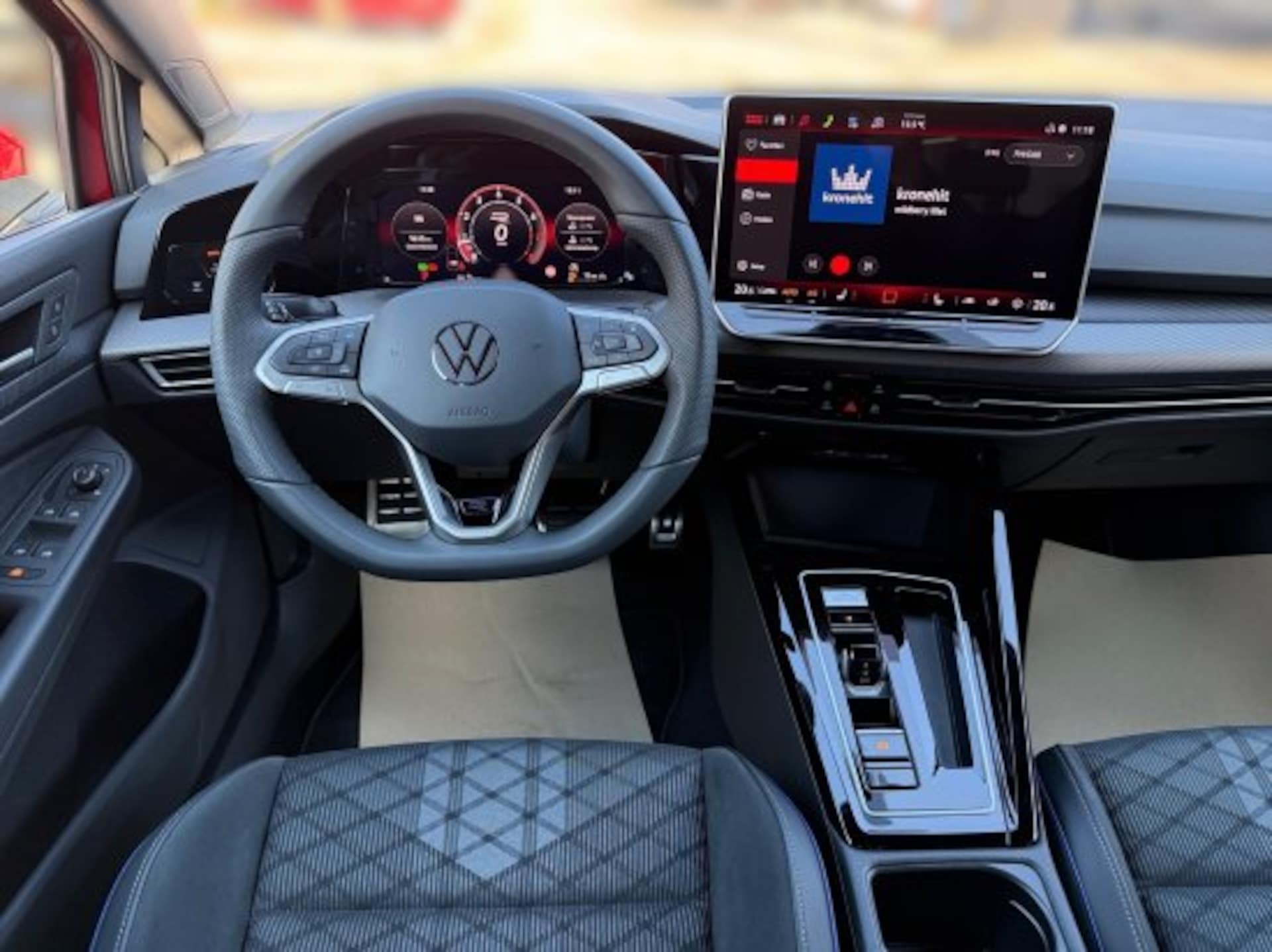 Volkswagen Golf R-Line