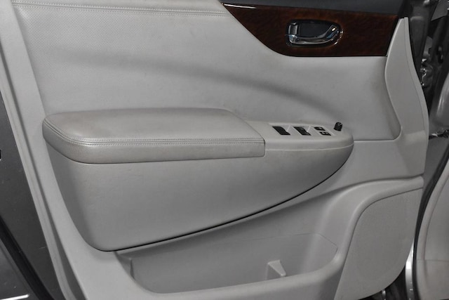 2012 Nissan Quest