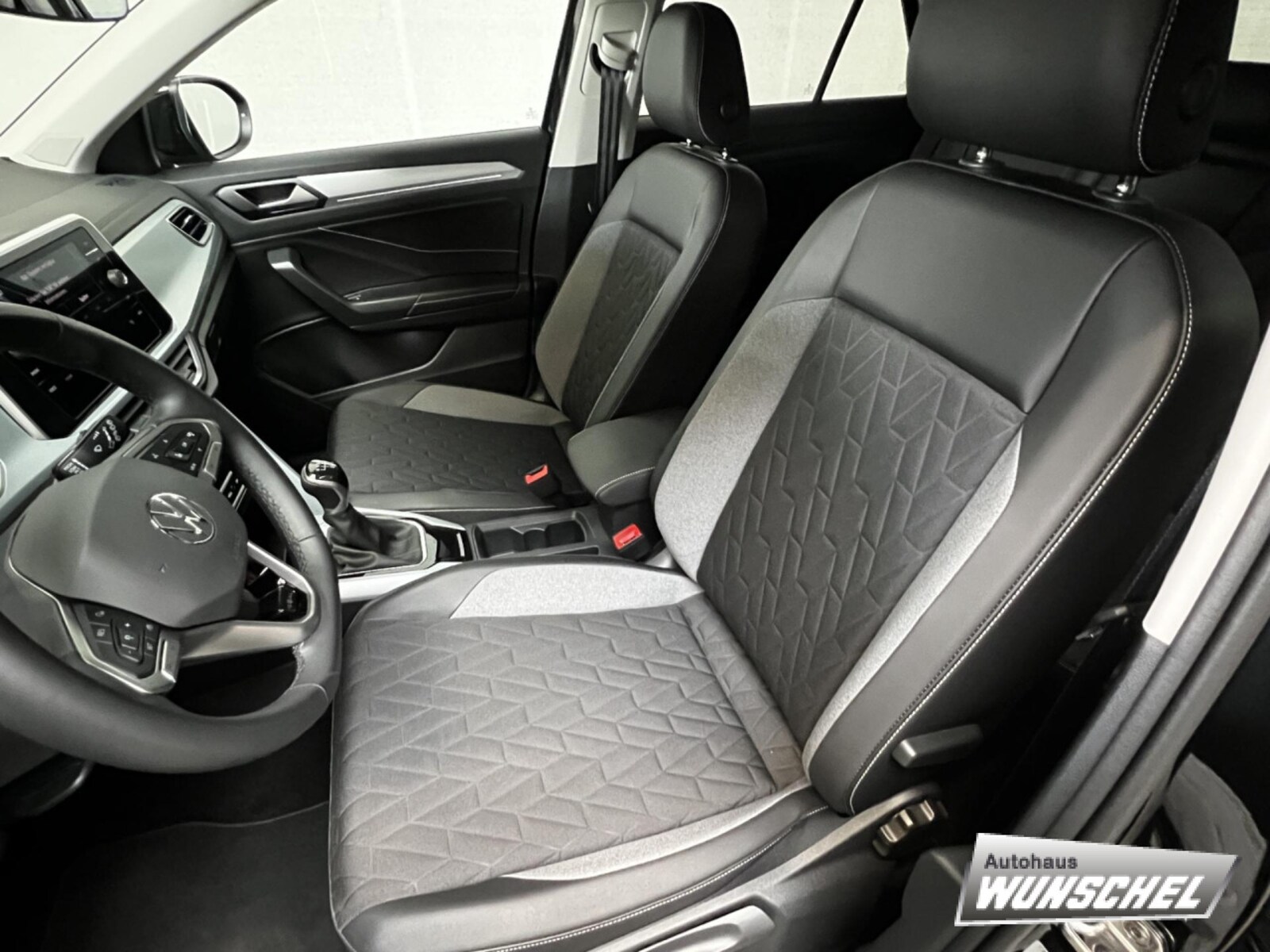 Volkswagen T-Roc – Bild 9