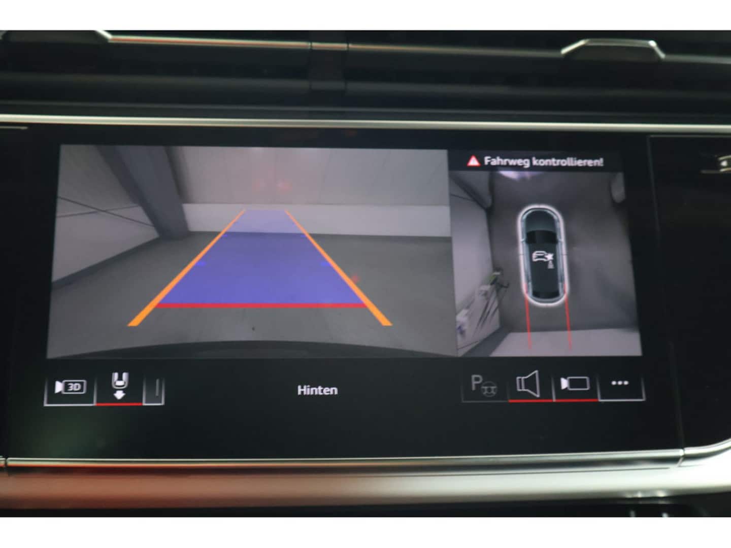 Bild über Audi Q8 SUV 50 TDI quattro tiptronic - für weitere Informationen kontaktieren Sie den Audi Partner