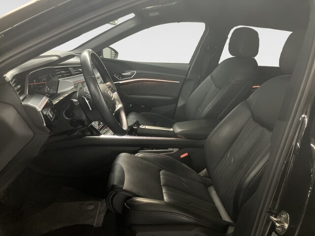 Image about Audi e-tron advanced 55 quattro