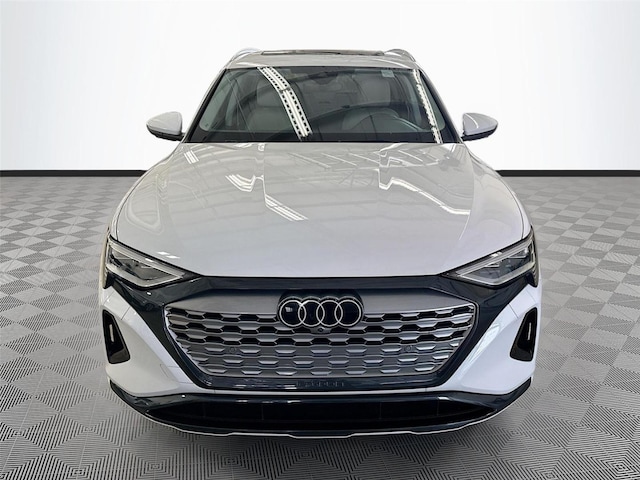 2024 Audi Q8 e-tron