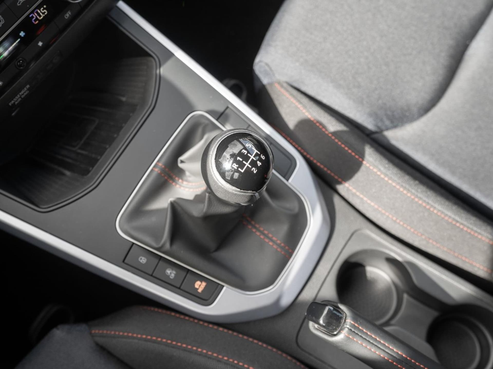 SEAT Arona FR