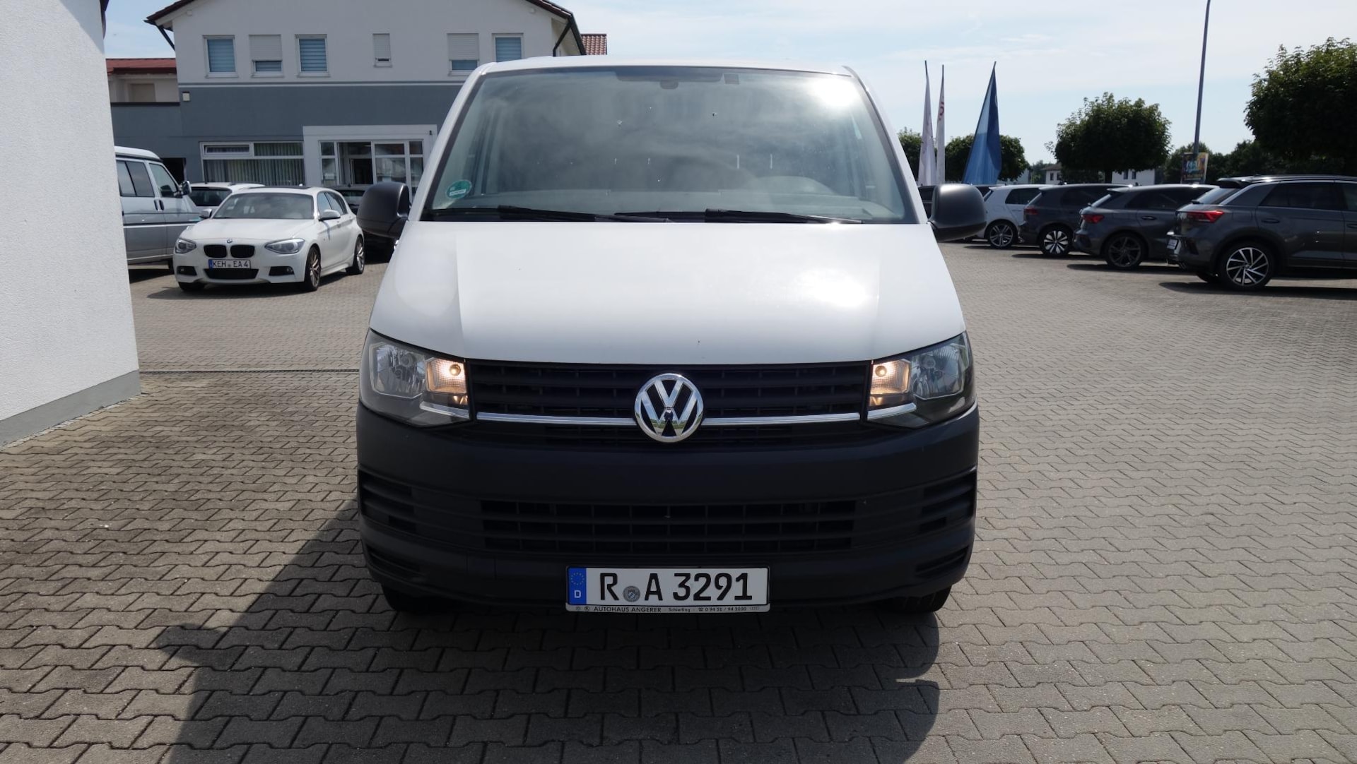 Volkswagen T6 Transporter Kasten kurzer Radstand