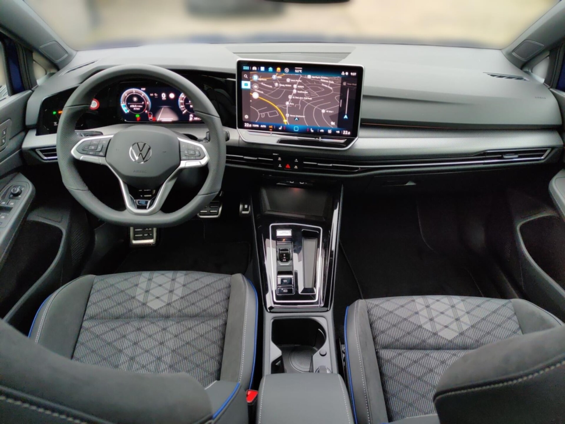 Volkswagen Golf R-Line