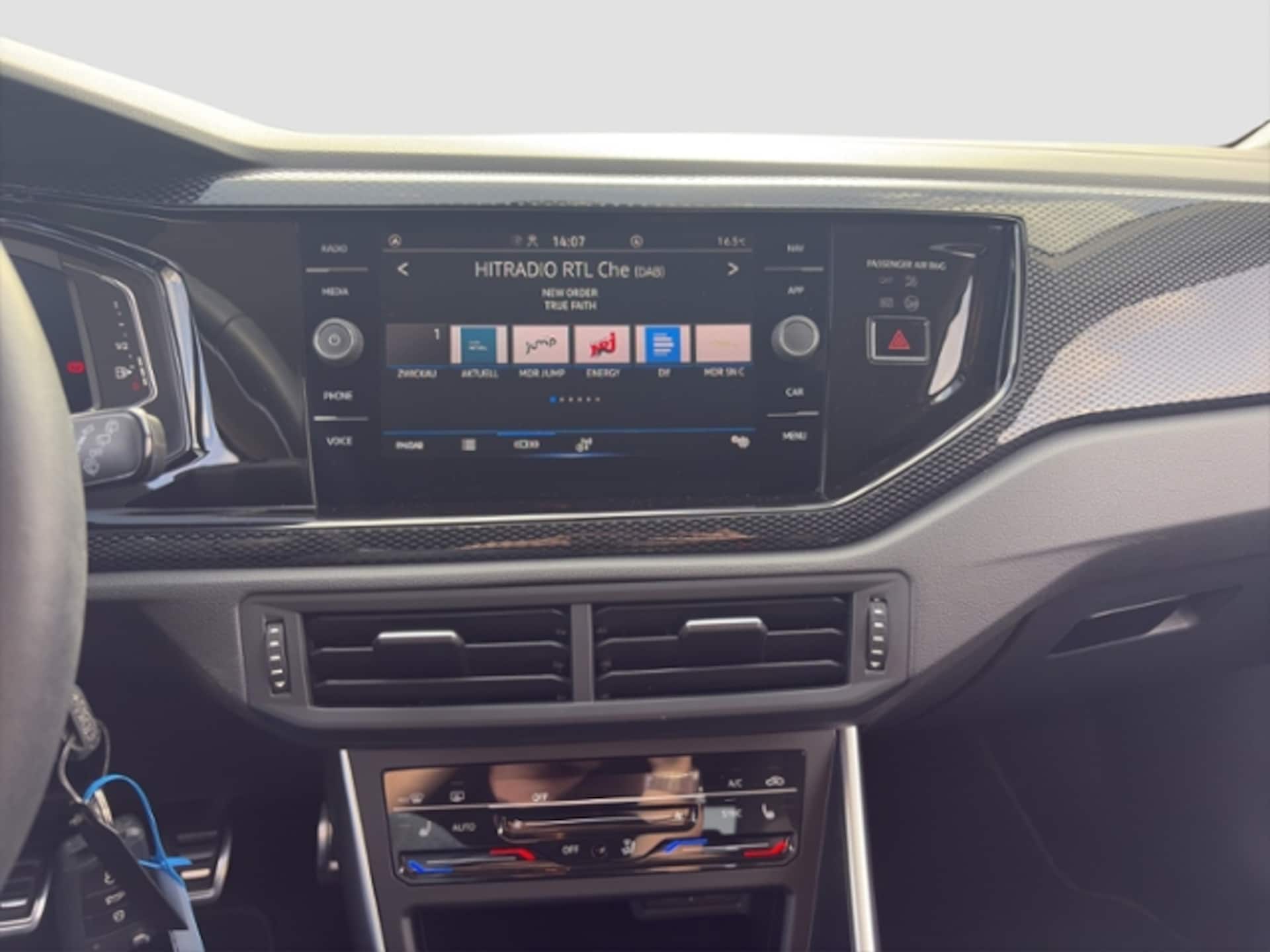 Volkswagen Polo Active