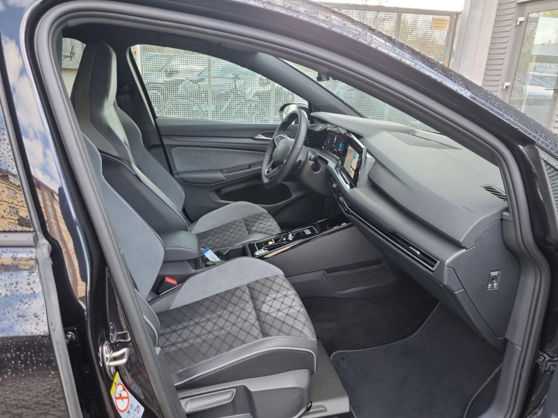 Volkswagen Golf Variant R-Line