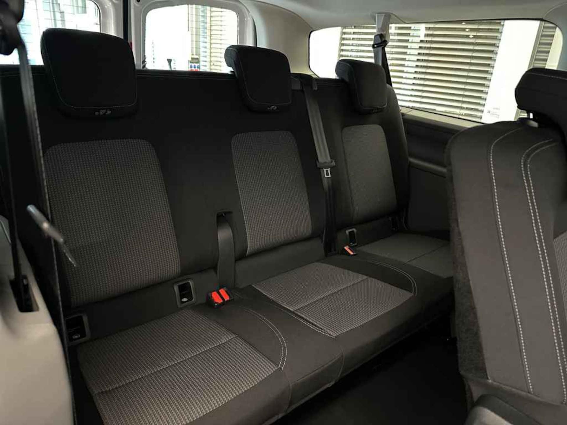 Volkswagen e-Caravelle Langer Radstand