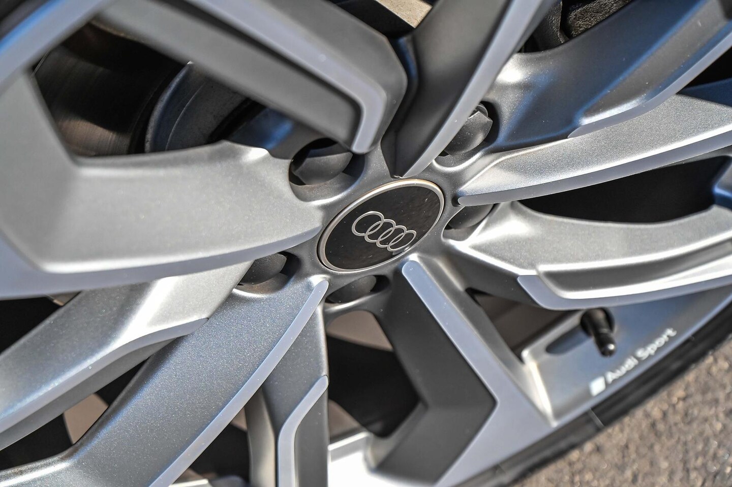Image about Audi Q2 35 TFSI S tronic