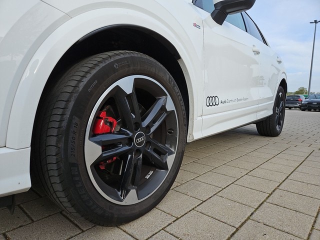 Image about Audi Q2 S line 35 TDI S tronic