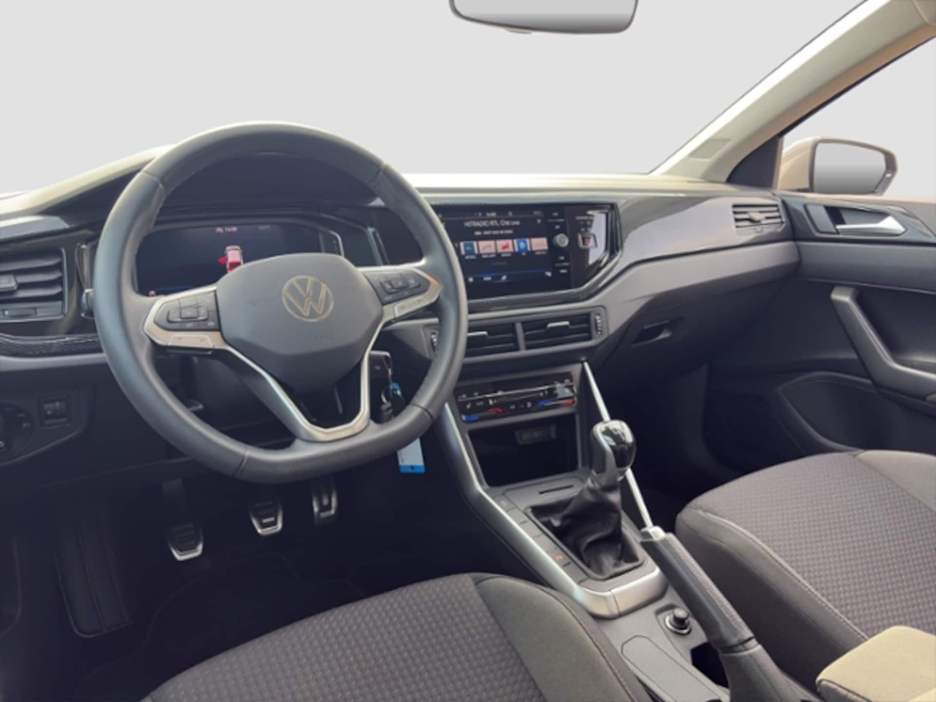 Volkswagen Polo Active