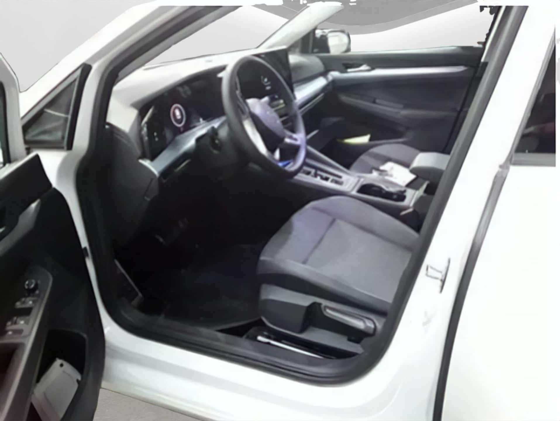 Volkswagen Golf Life