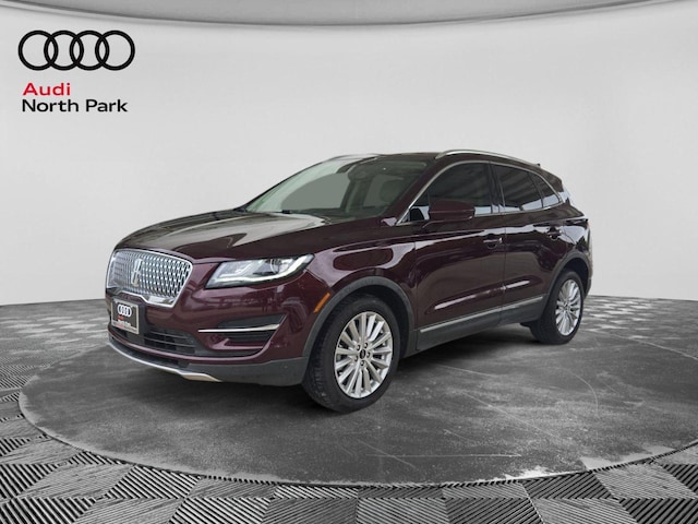 2019 Lincoln MKC Base
